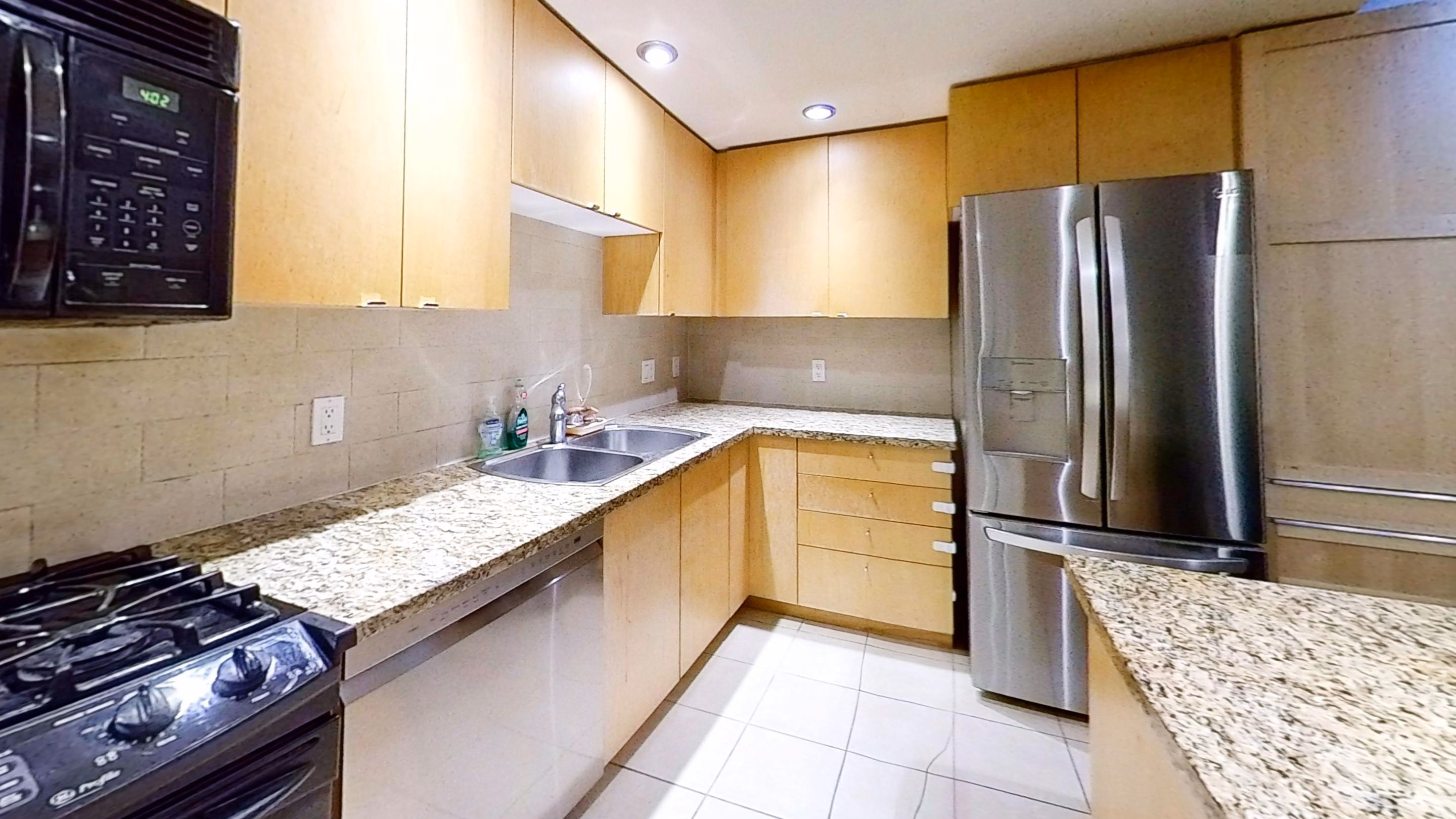 4-9133-Hemlock-Drive-Kitchen